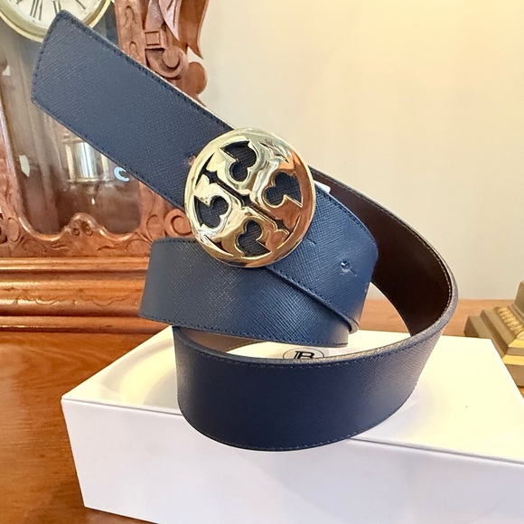 NWOT Tory Burch Gold Classic T Saffiano Leather Belt 1.5” Parisian Blue M/L $300 - Picture 10 of 10